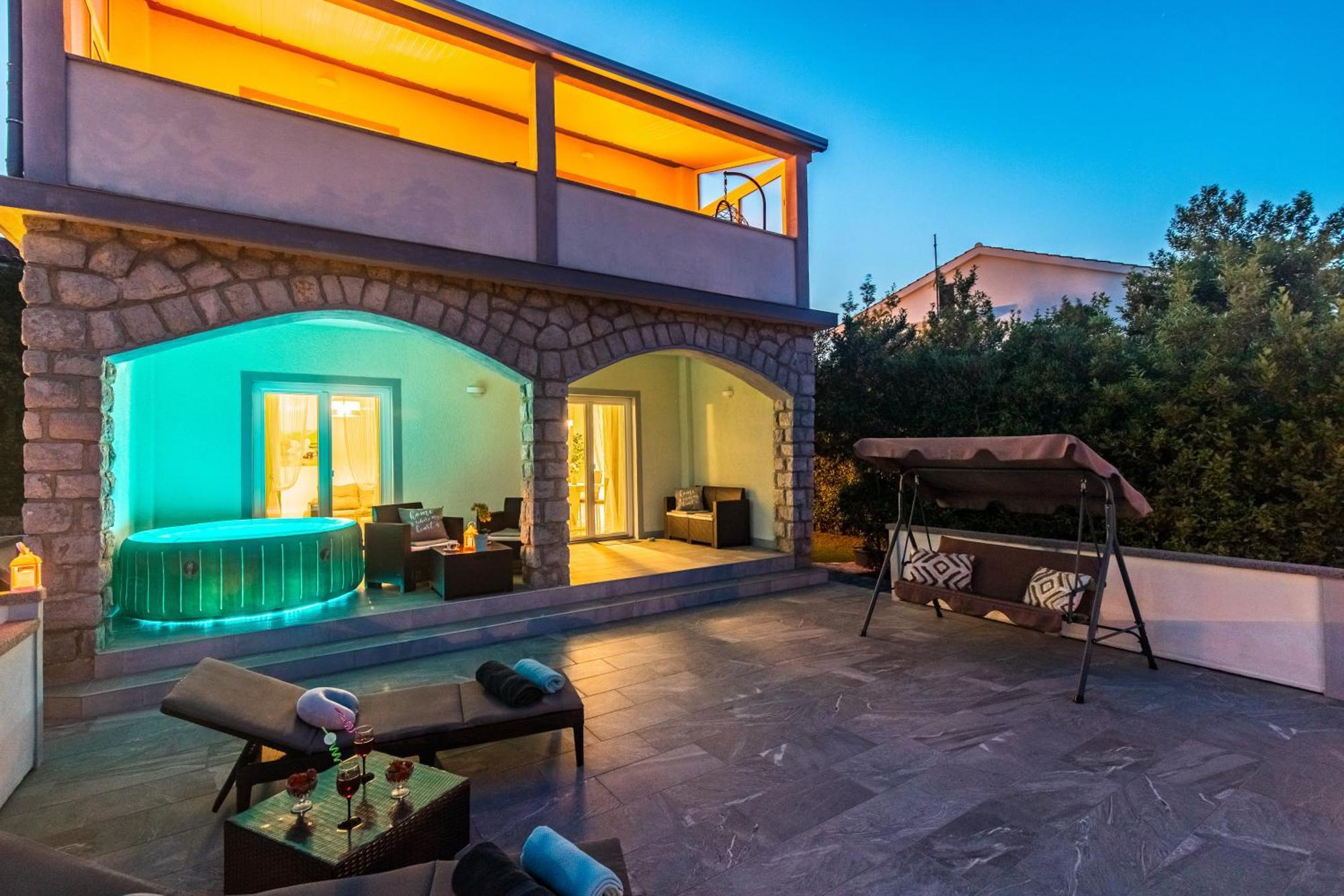 Apartment Tara With Seaview Krk Town Exterior photo